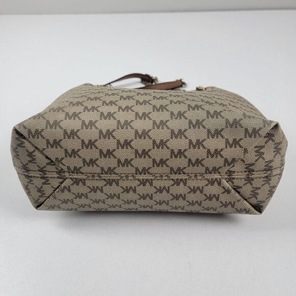 Michael Kors Jet Set Chain Large Signature Tote Khaki/Brown Coated Canvas Bag - Picture 4 of 15